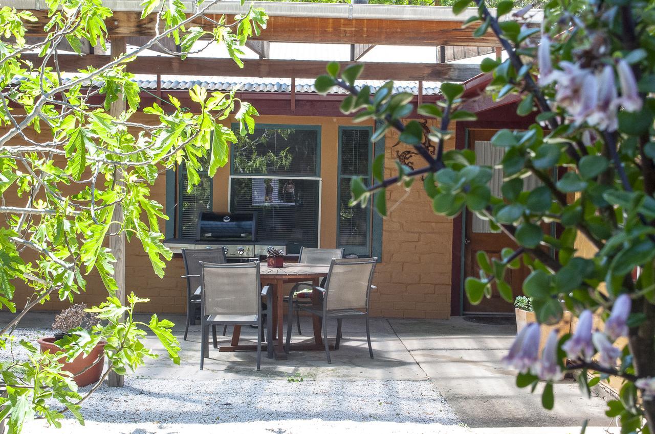 Trevalia Accommodation Penwortham Luaran gambar