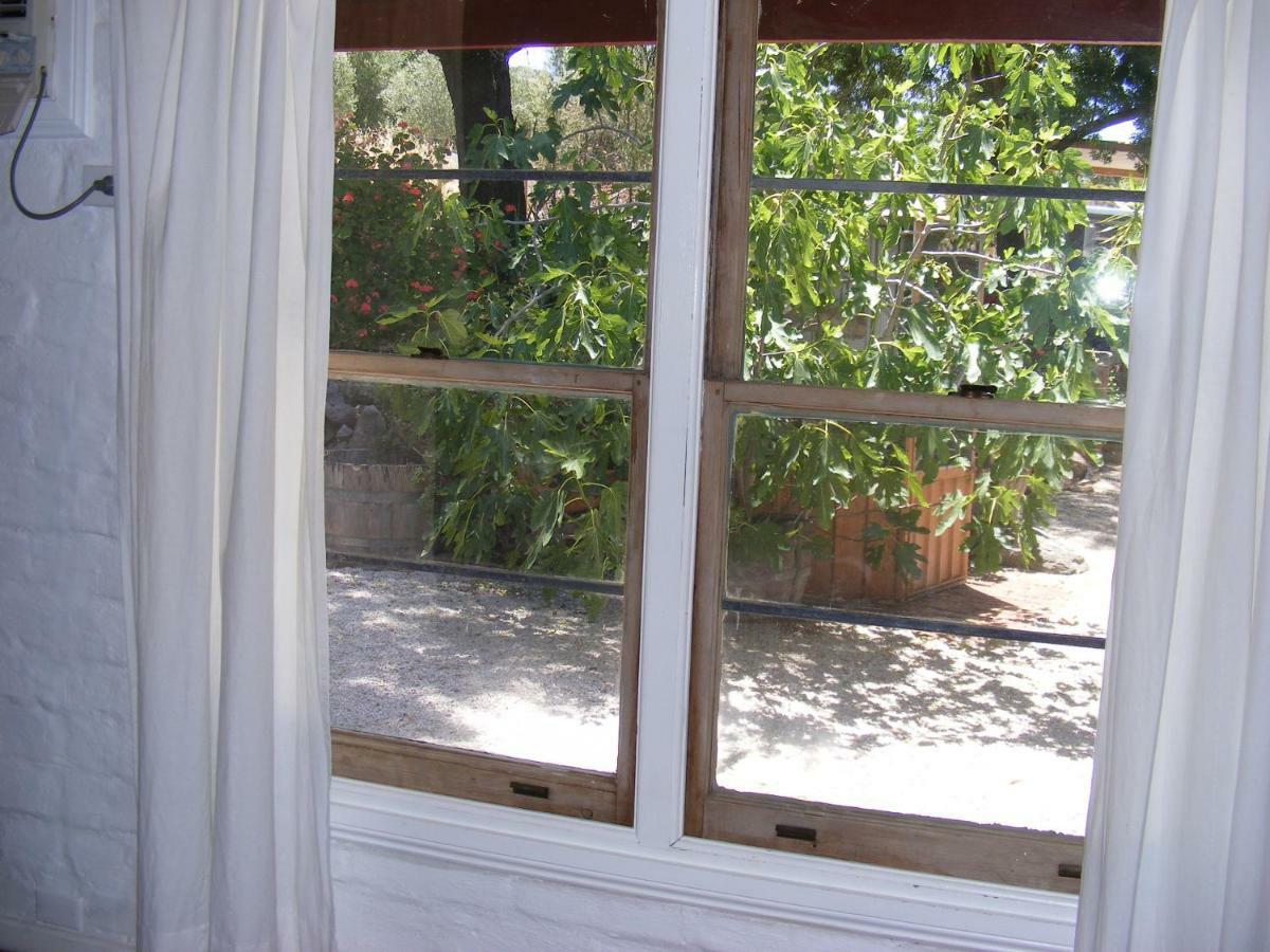 Trevalia Accommodation Penwortham Luaran gambar
