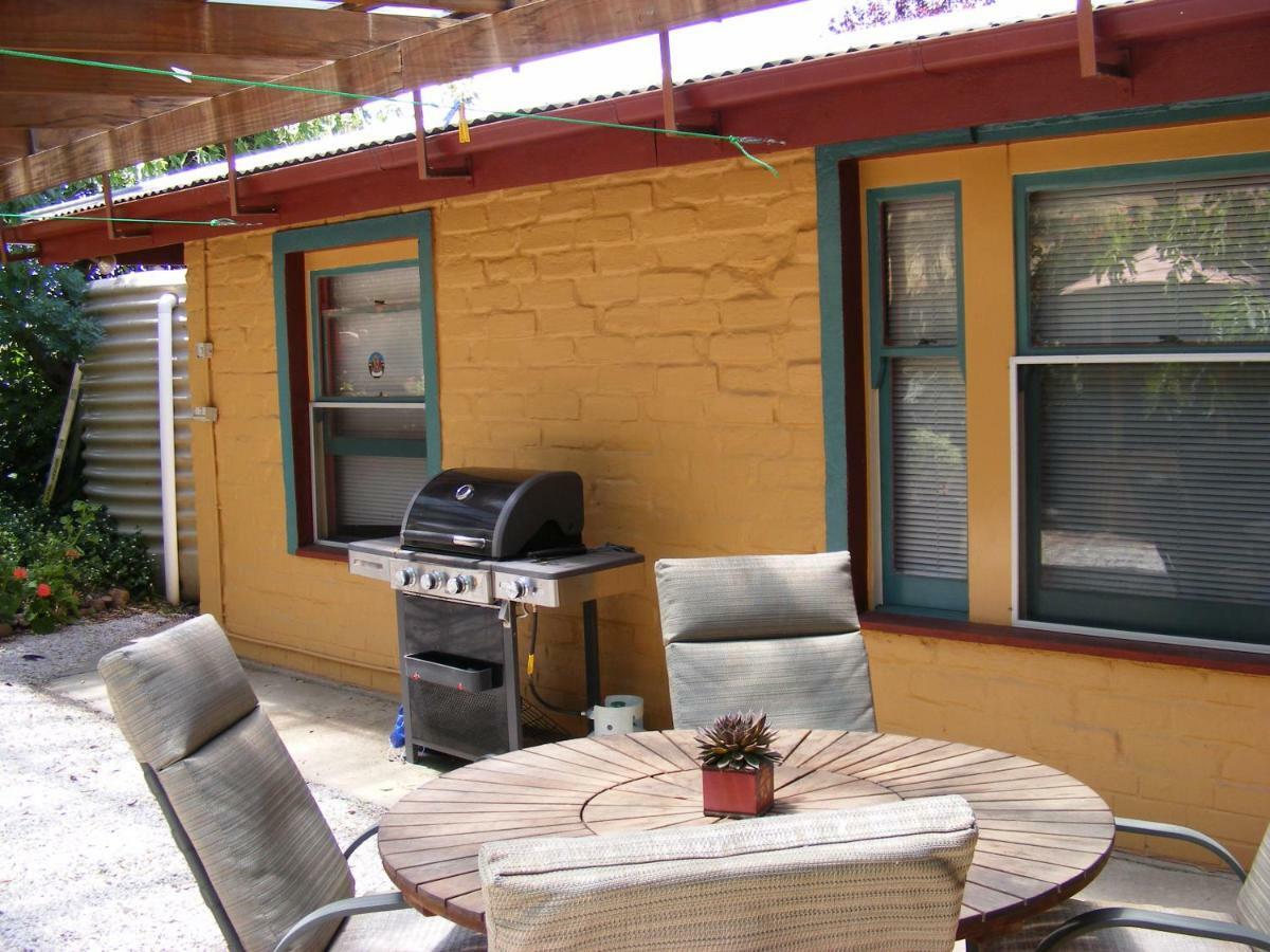 Trevalia Accommodation Penwortham Luaran gambar