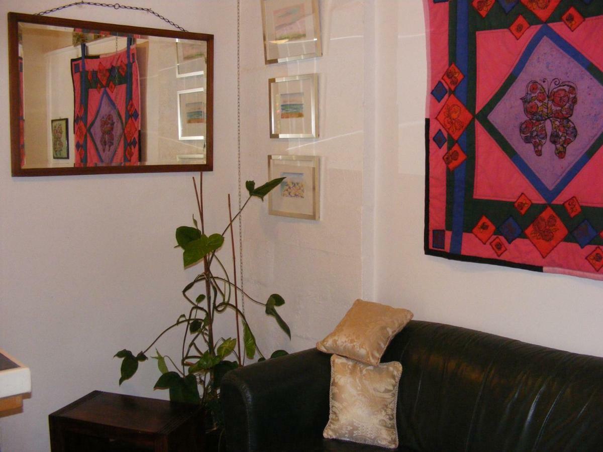 Trevalia Accommodation Penwortham Luaran gambar